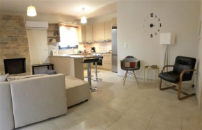 Bow lux apartments, Loutsa